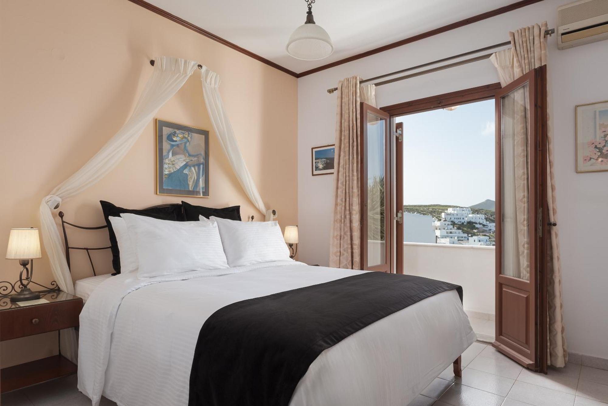 Sunset Paros Naousa Room photo