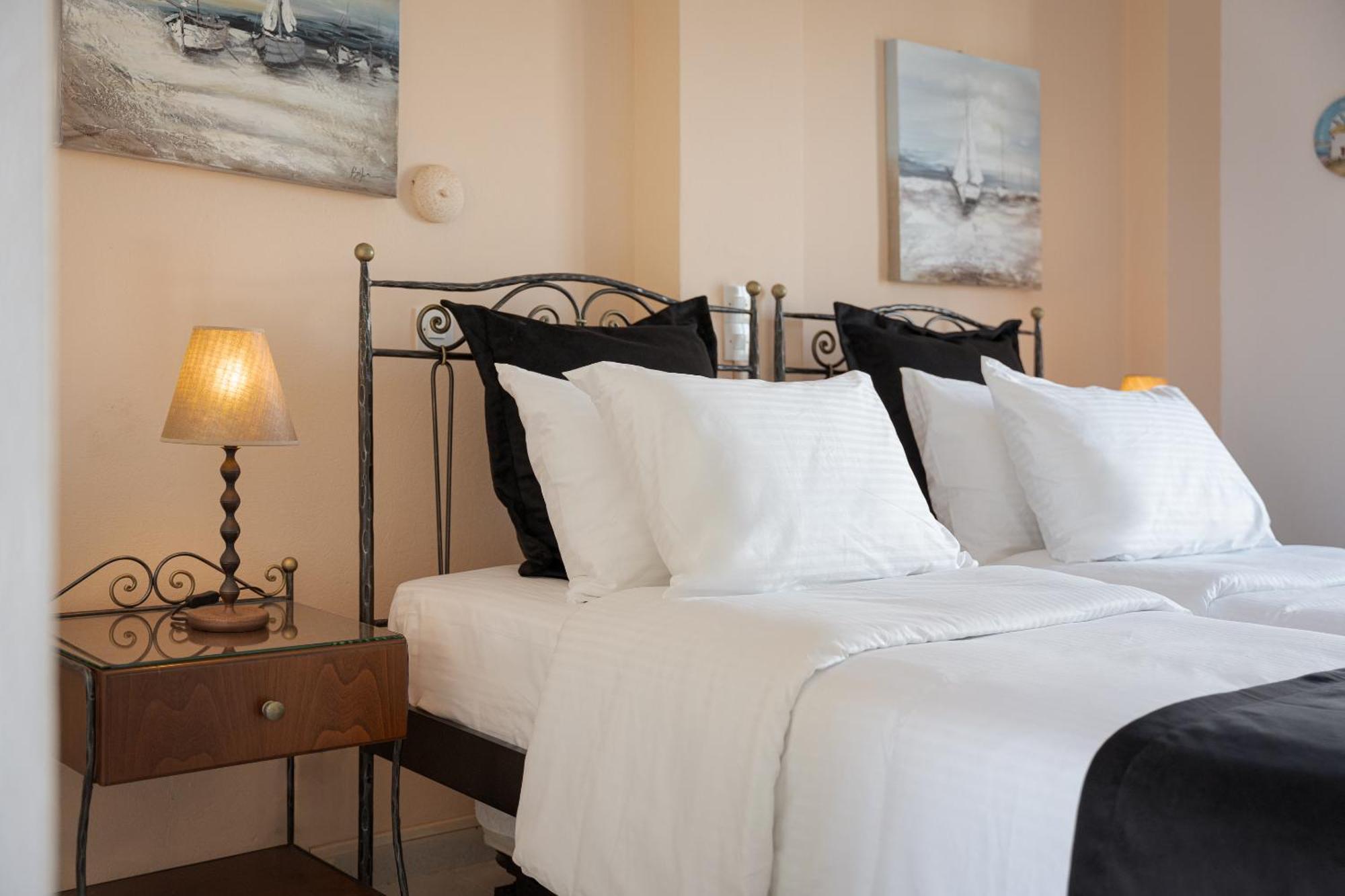 Sunset Paros Naousa Room photo