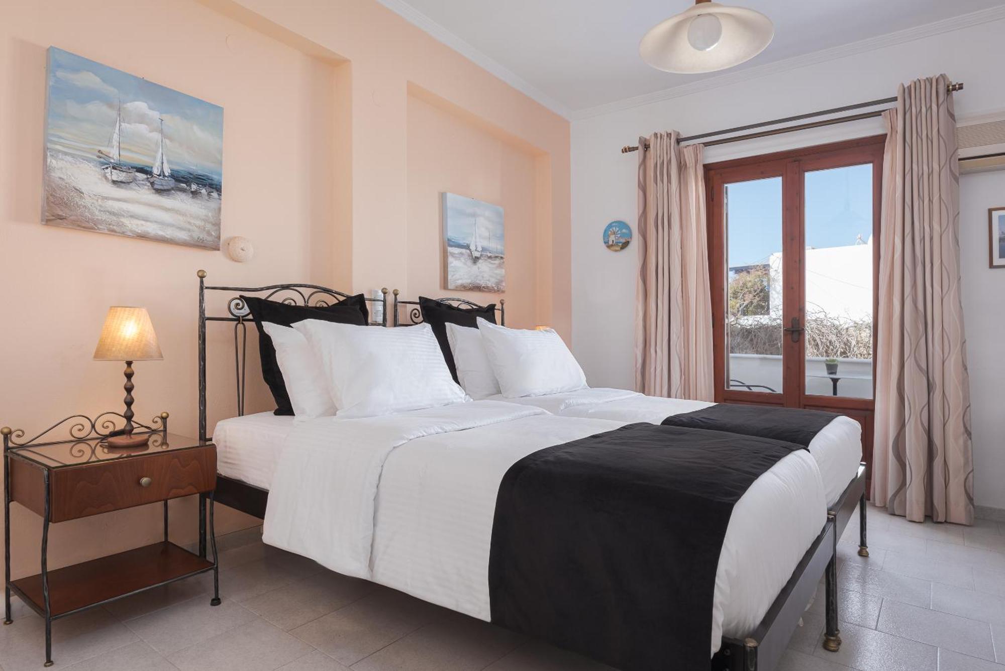 Sunset Paros Naousa Room photo